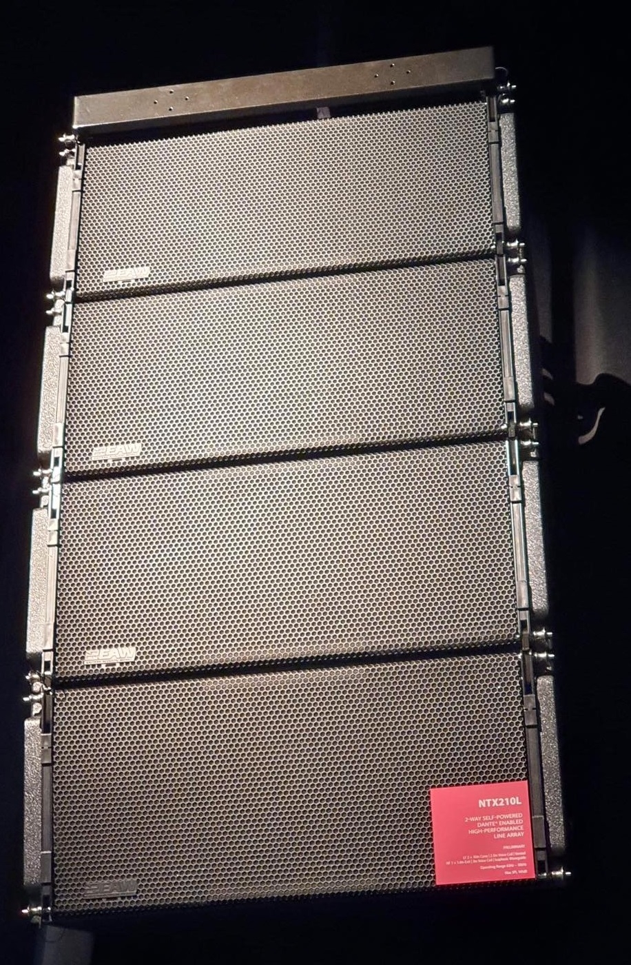PRO AUDIO DSP SelfPowered Line array EAW _ NTX210L