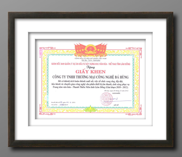 Giấy khen số 6: Giám đốc Ban Quản lý Dự án Đầu tư Xây dựng Khu Văn hóa – Thể thao tỉnh Lâm Đồng, Ngày 20 tháng 12 năm 2012